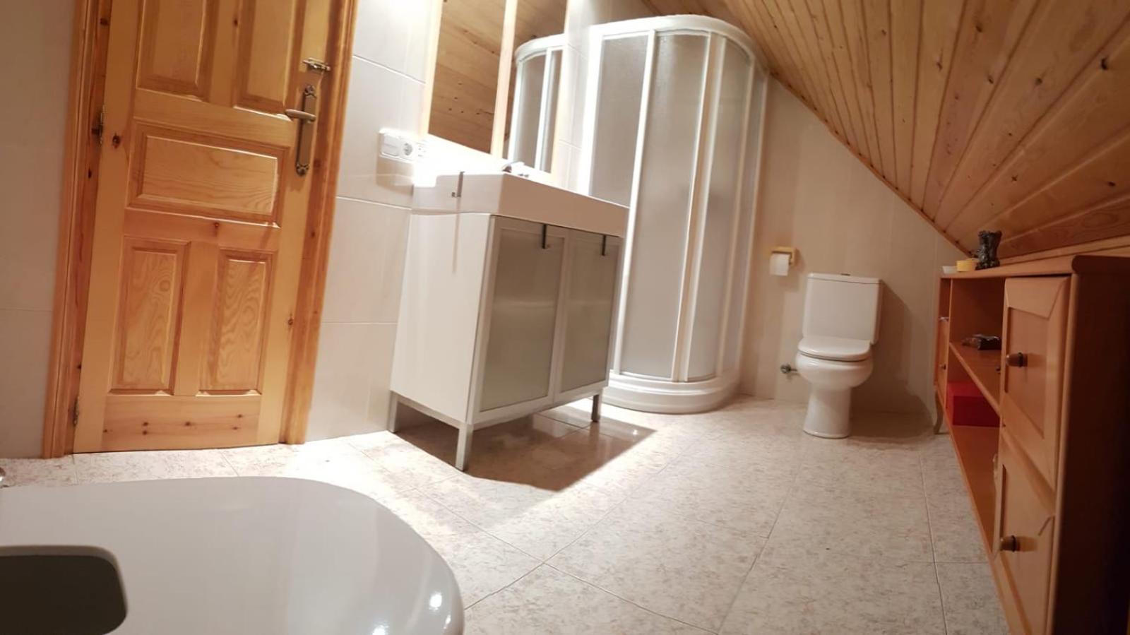 Atico-Duplex Basa La Mora Apartment Saravillo Ngoại thất bức ảnh
